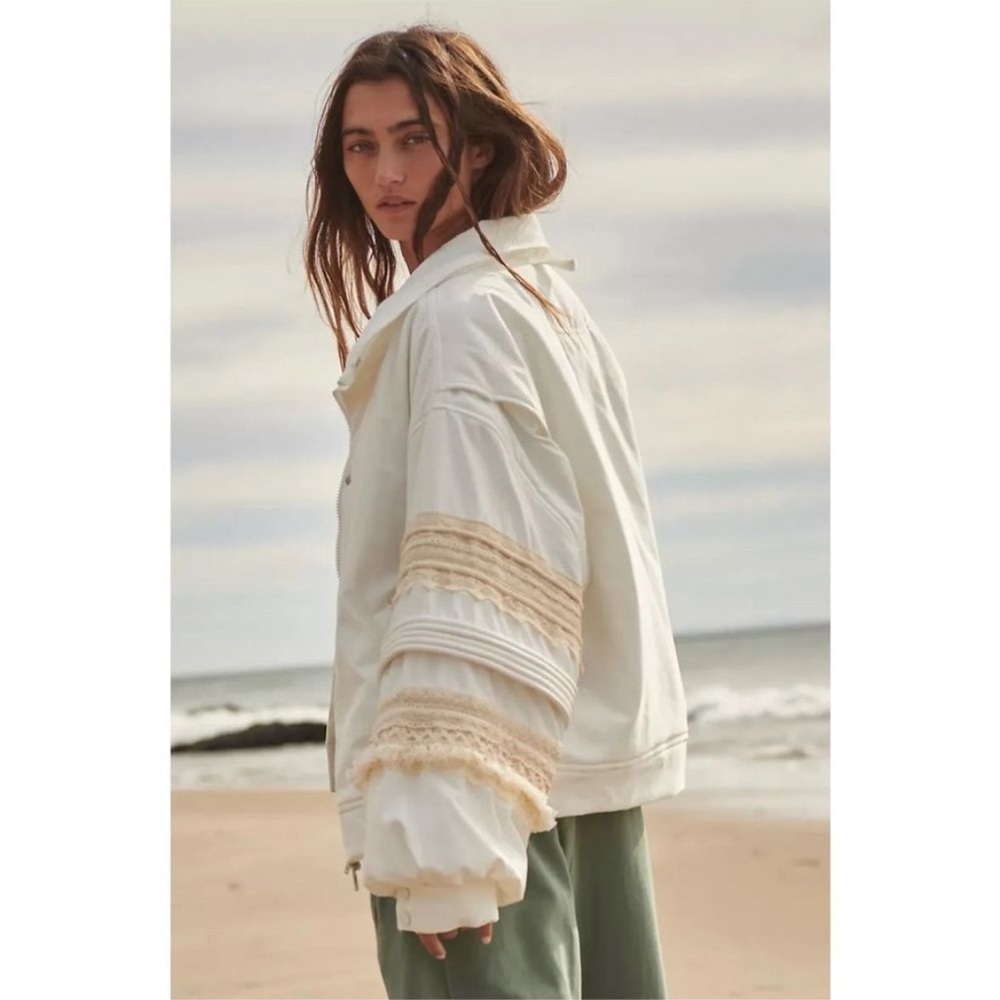 NWT Free People Solstice Bomber Size XS Color White - Picture 1 of 17
